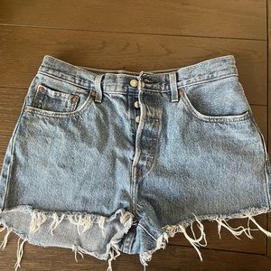 COPY - Levi shorts